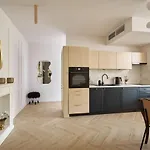 Ogrody Pieniawskie Paryski Apartman *