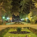 Ogrody Pieniawskie Paryski *